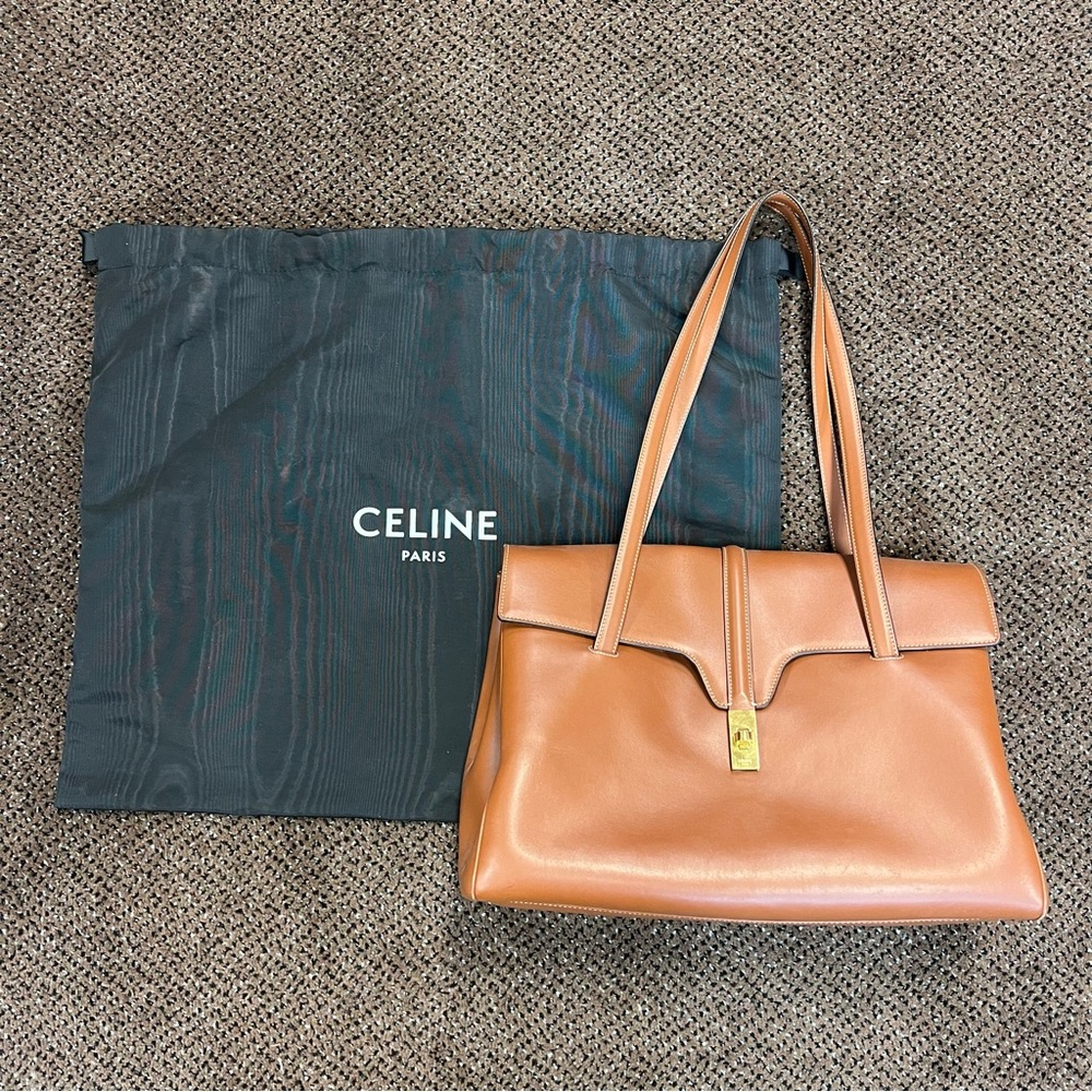 ‼️SOLD‼️ CELINE large soft 16 bag in smooth calfskin tan